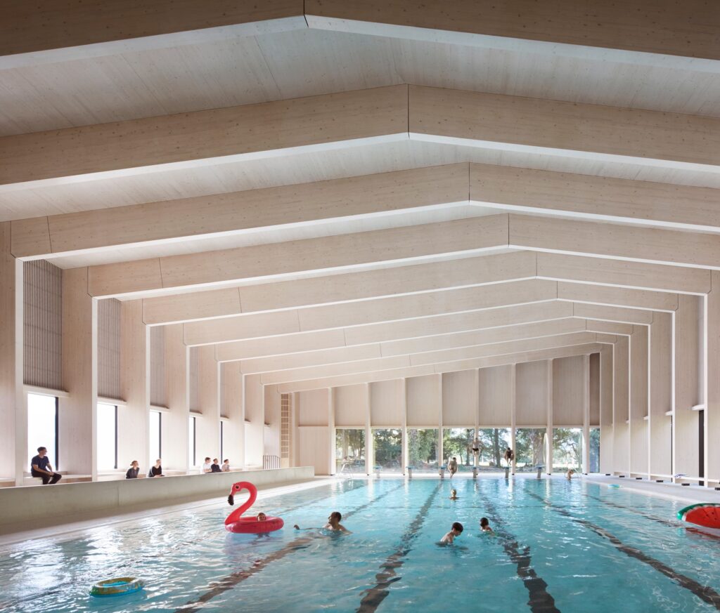 استخر شهید رجایی اردبیل