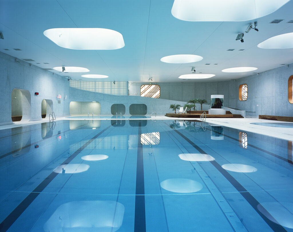 استخر وحدت اردبیل