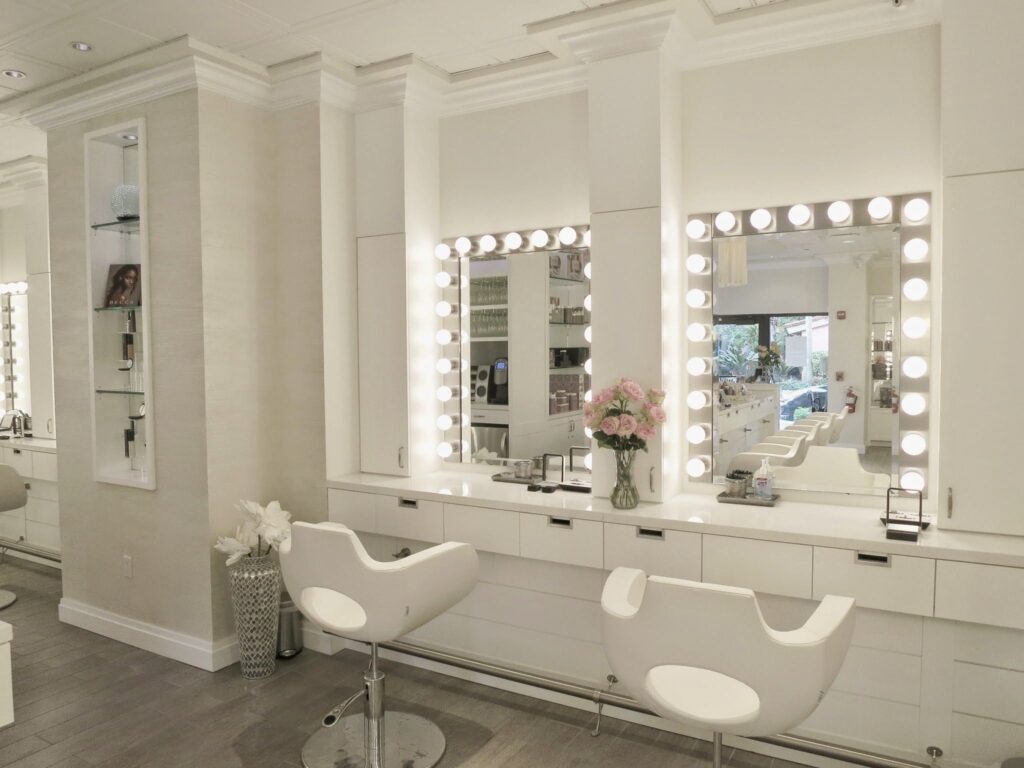 سالن زیبایی امیلی اردبیل